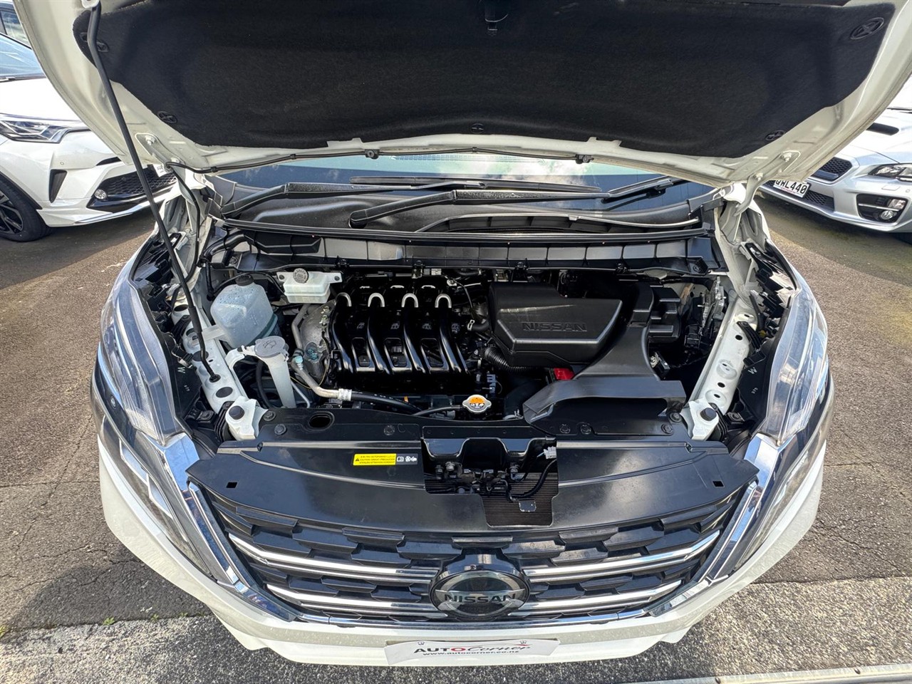 2019 Nissan SERENA thumbnail