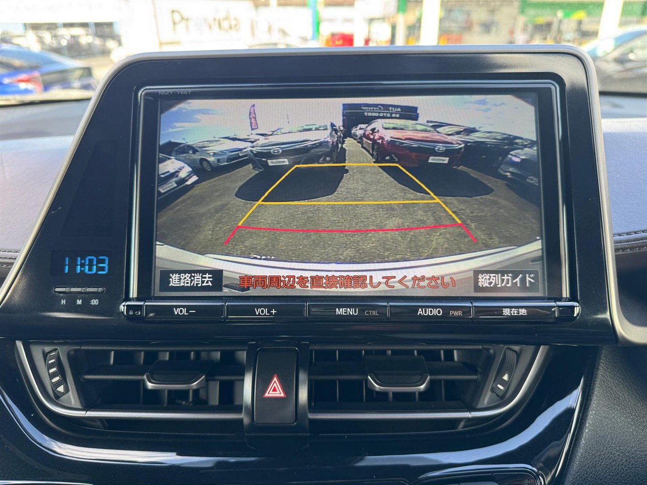 2017 Toyota C-HR thumbnail