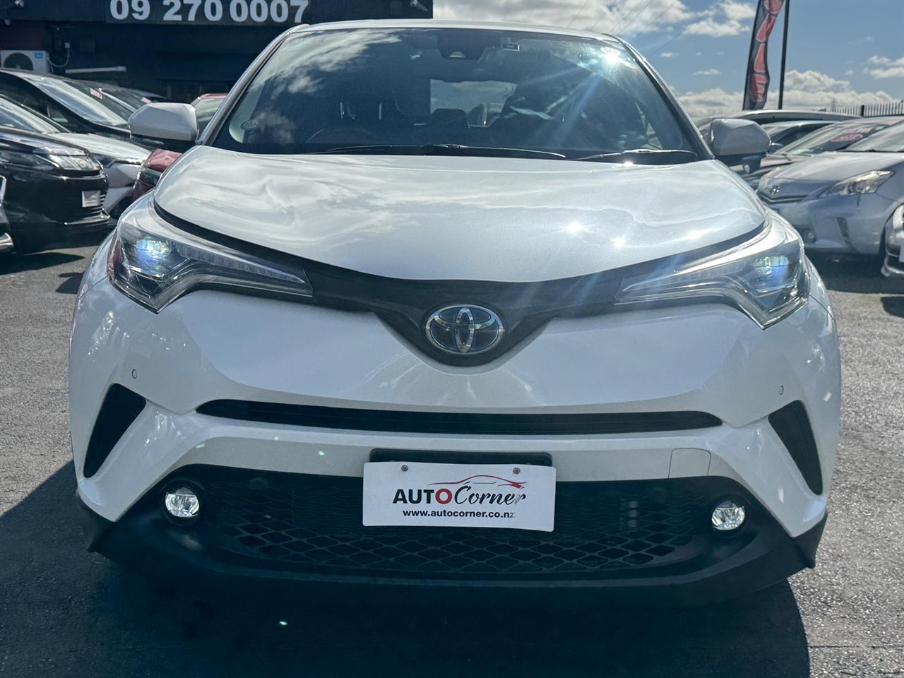 2018 Toyota C-HR thumbnail