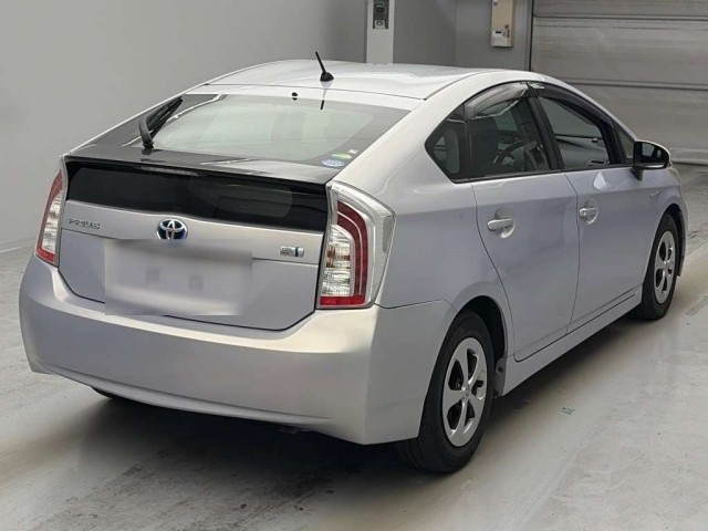 2013 Toyota PRIUS thumbnail