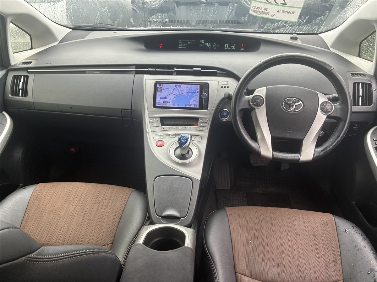 2013 Toyota PRIUS thumbnail