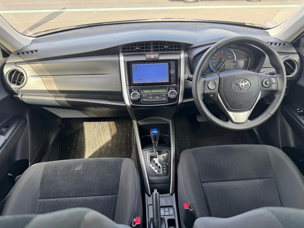 2014 Toyota Corolla thumbnail