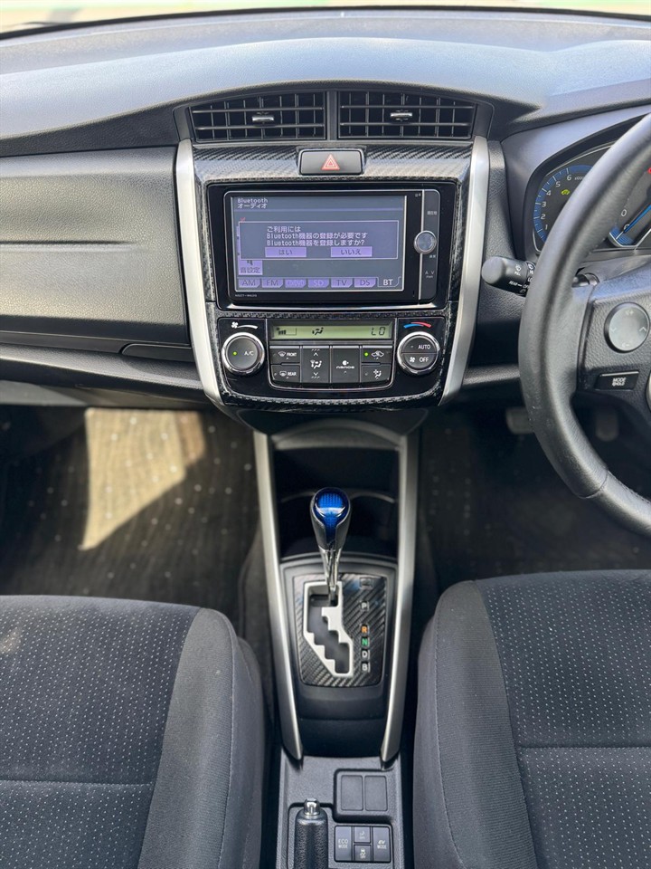 2014 Toyota Corolla thumbnail