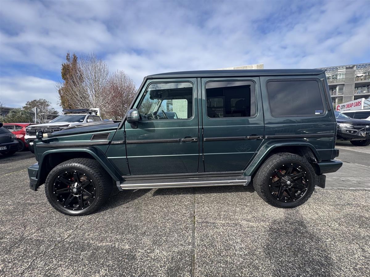 2015 Mercedes-Benz G thumbnail