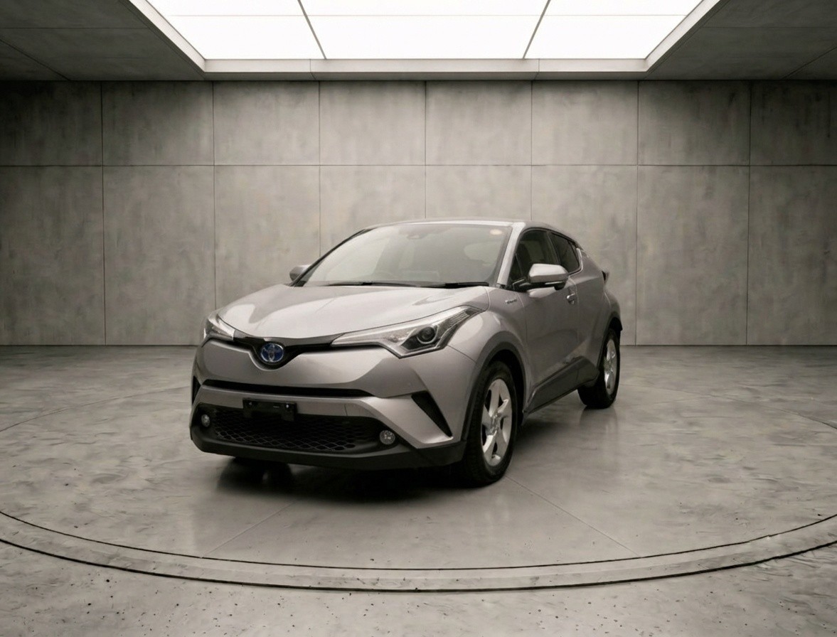 2017 Toyota C-HR thumbnail