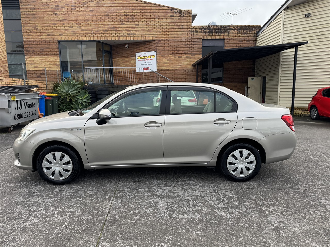 2014 Toyota Corolla thumbnail