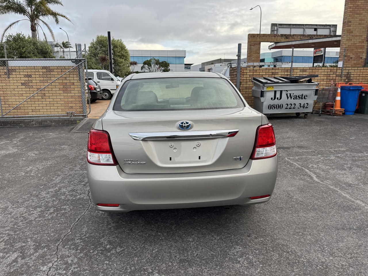 2014 Toyota Corolla thumbnail