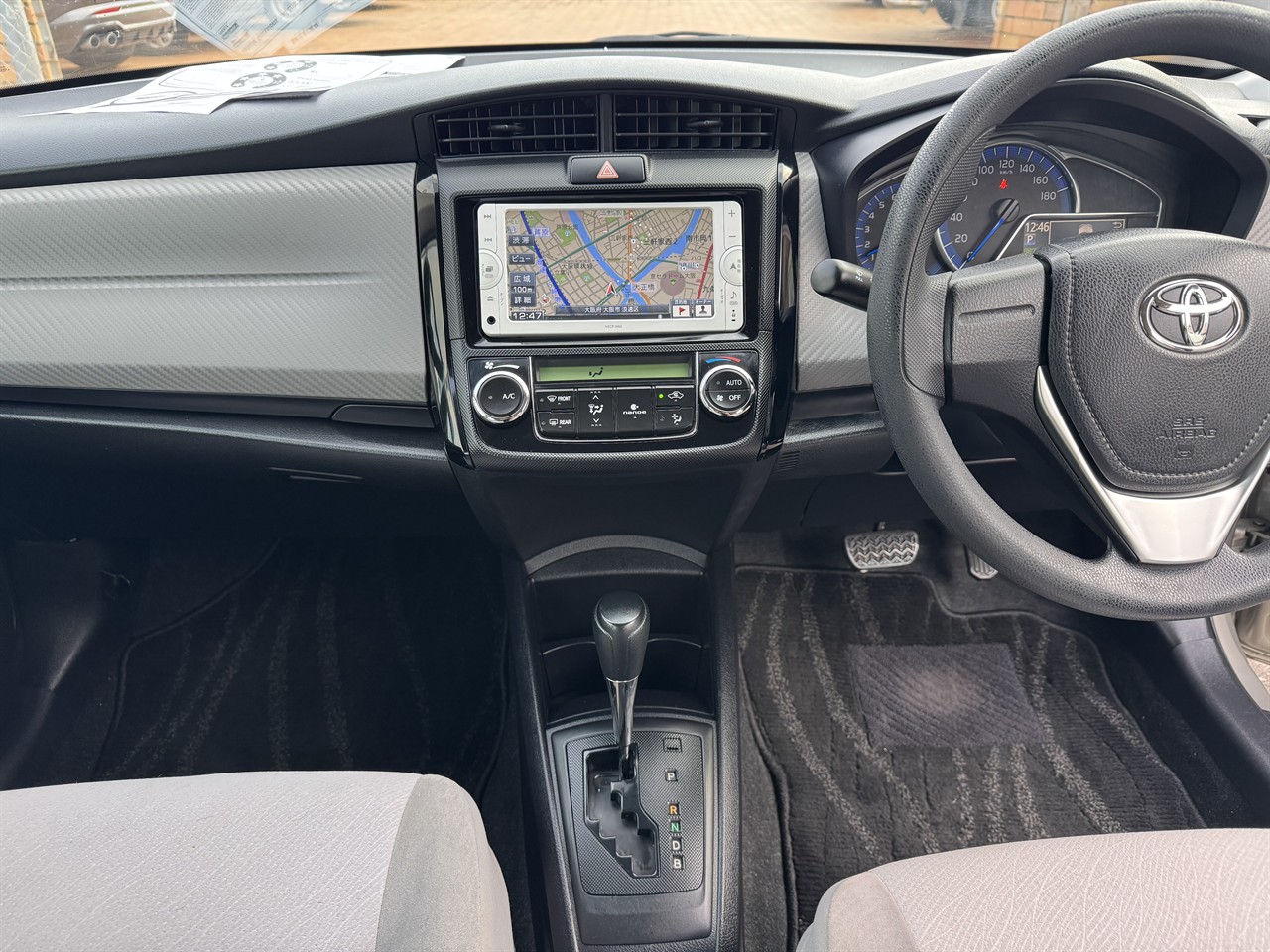2014 Toyota Corolla thumbnail