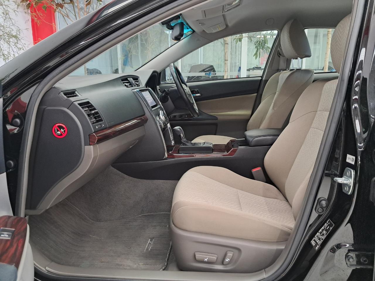 2009 Toyota Mark-X thumbnail