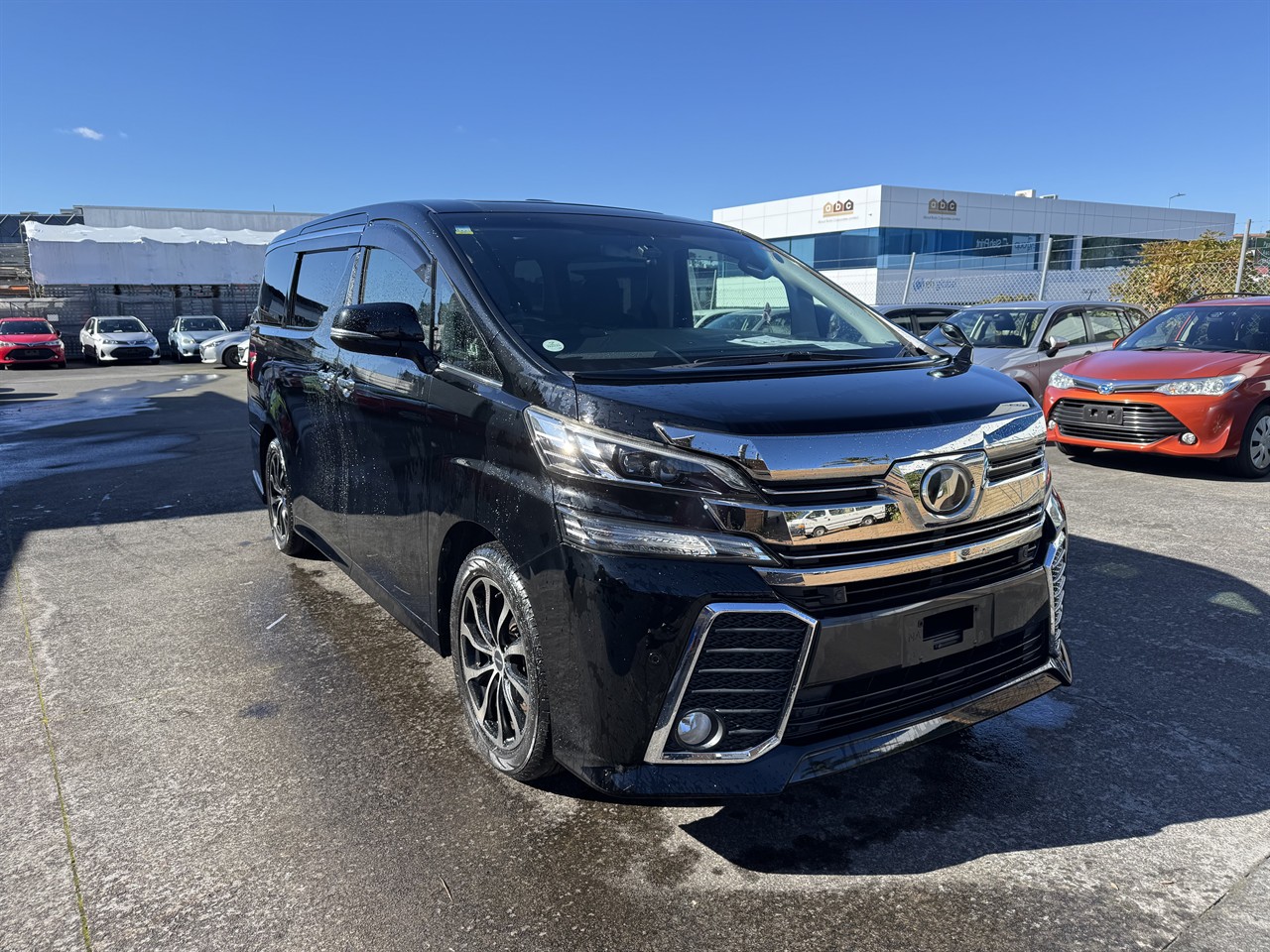 2017 Toyota Vellfire thumbnail