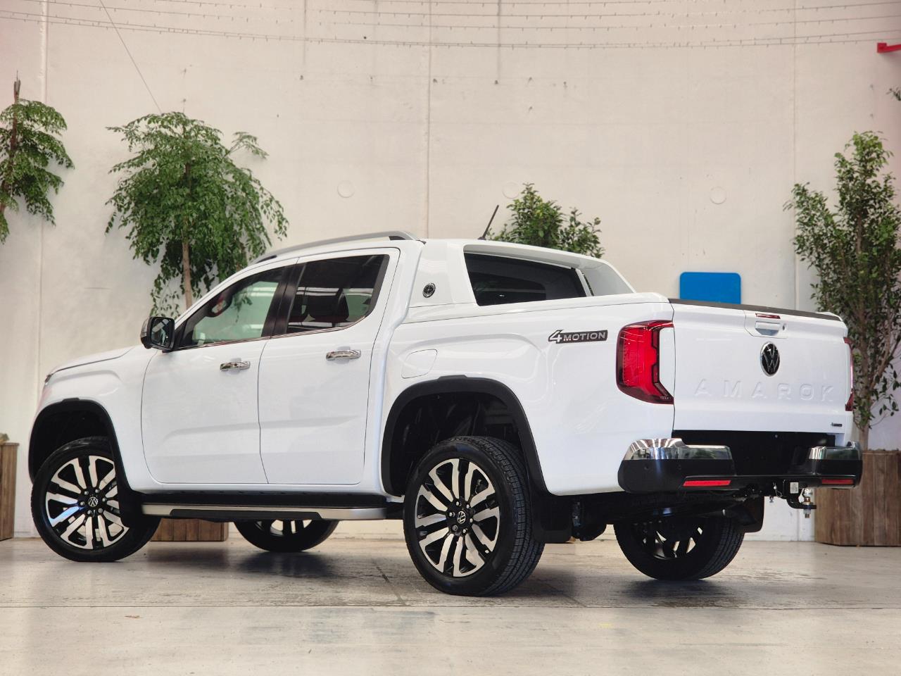 2023 Volkswagen Amarok thumbnail