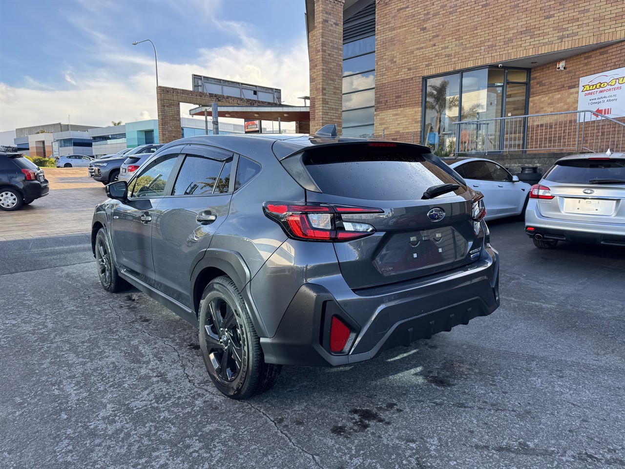 2024 Subaru CROSSTREK thumbnail