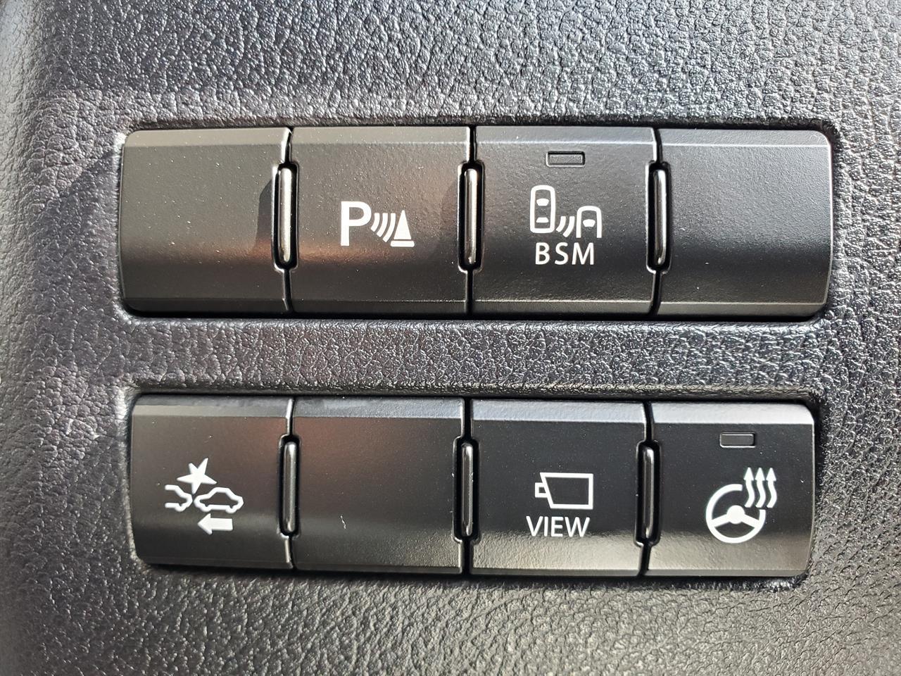 2014 Lexus NX thumbnail
