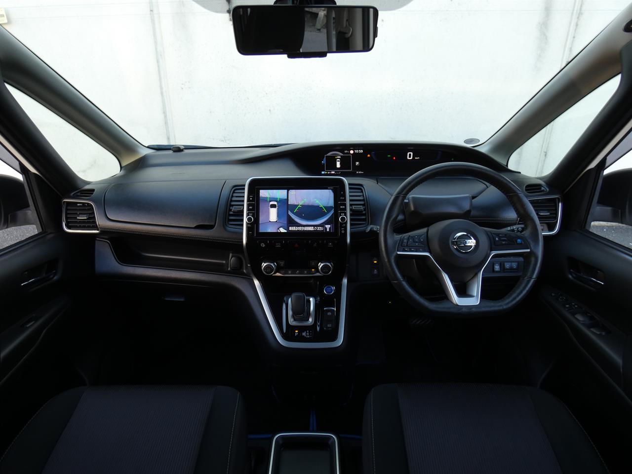 2019 Nissan SERENA thumbnail