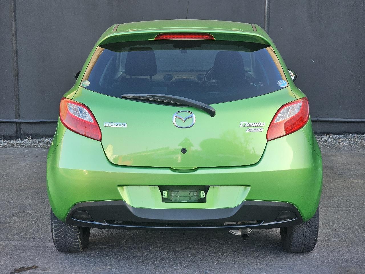 2013 Mazda Demio thumbnail