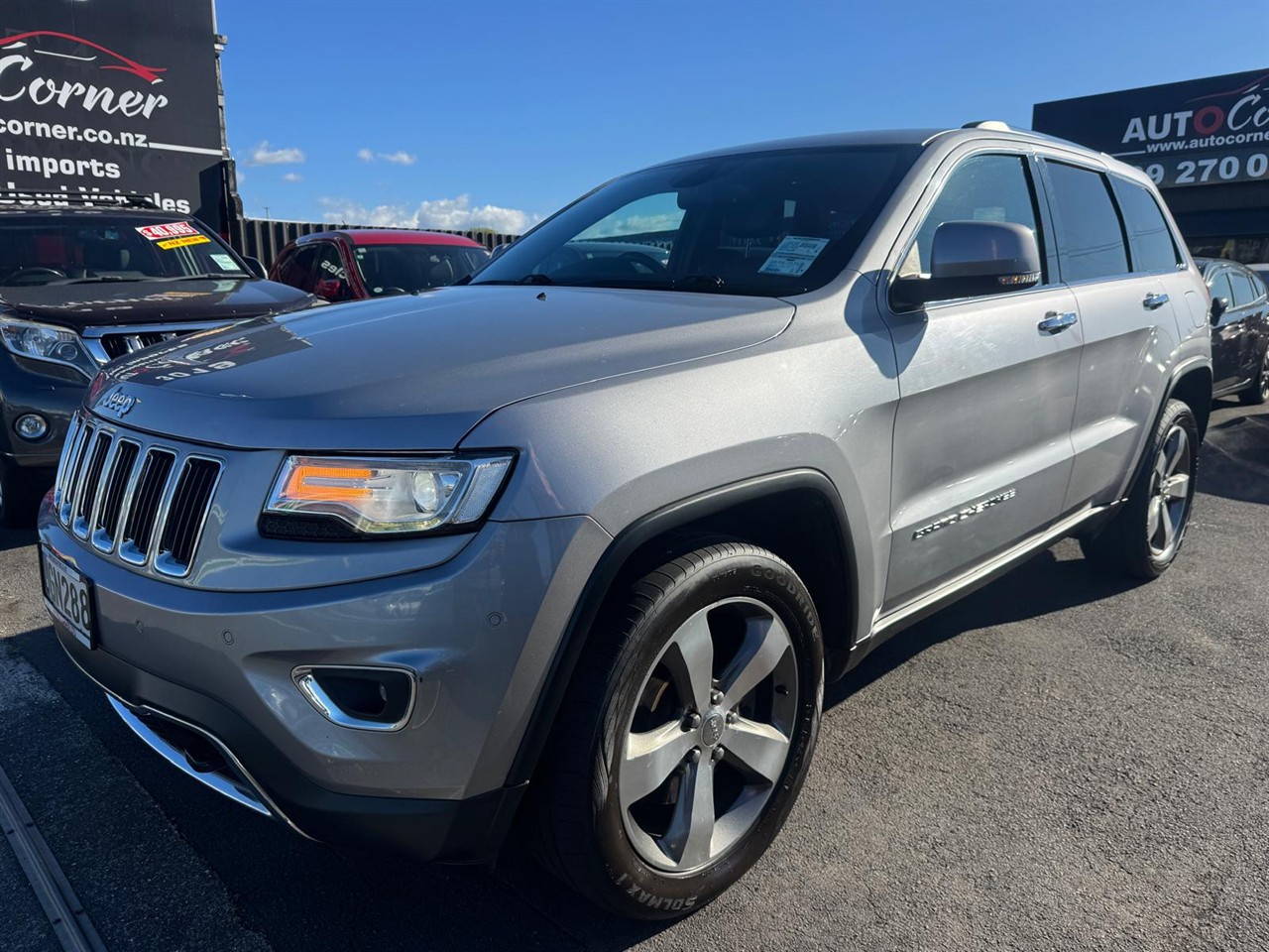 2015 Jeep Grand thumbnail