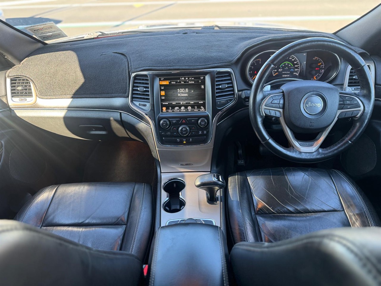 2015 Jeep Grand thumbnail