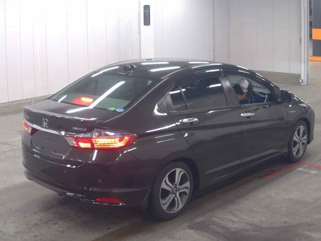 2015 Honda Grace thumbnail