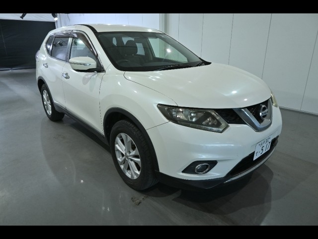 2014 Nissan X-Trail thumbnail