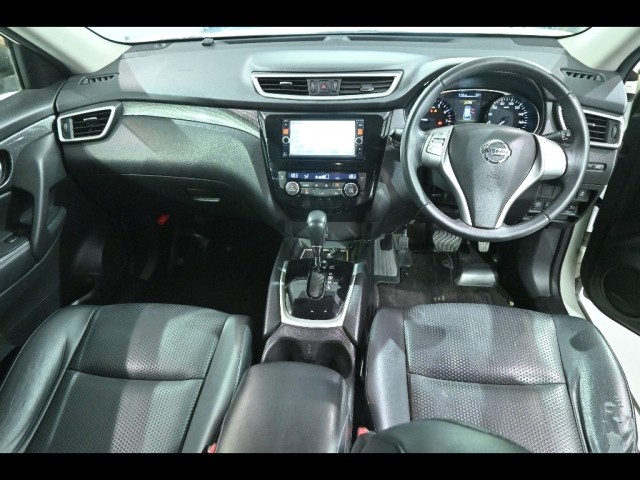 2014 Nissan X-Trail thumbnail