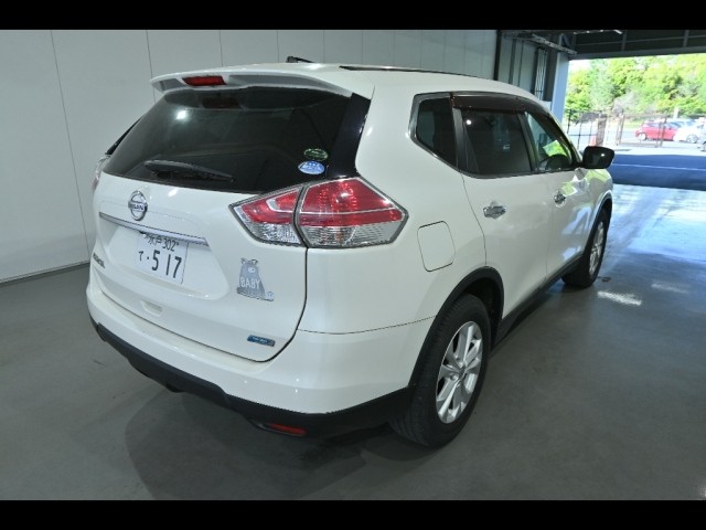 2014 Nissan X-Trail thumbnail