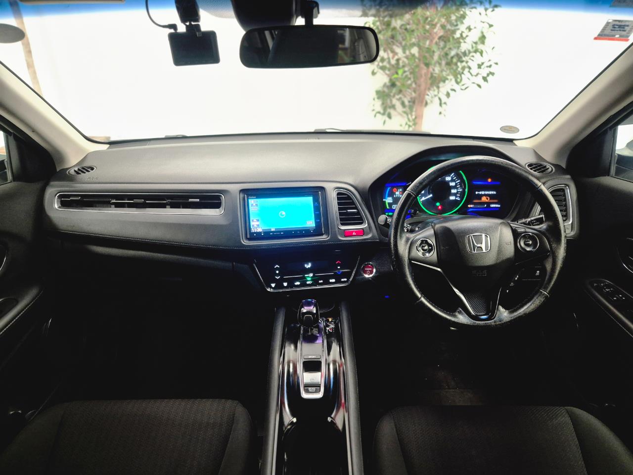 2015 Honda Vezel thumbnail