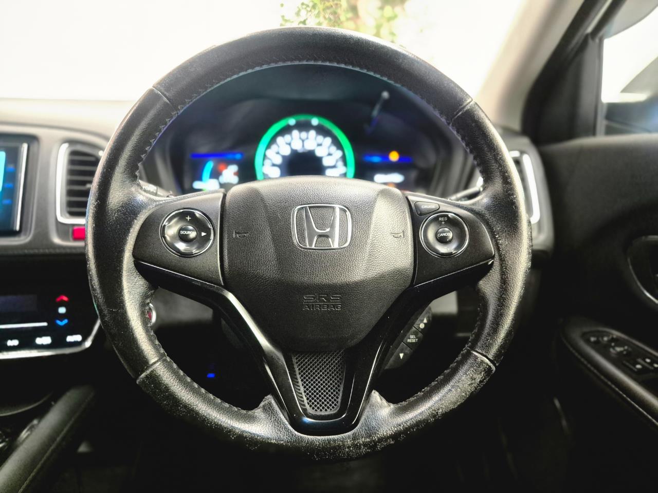 2015 Honda Vezel thumbnail