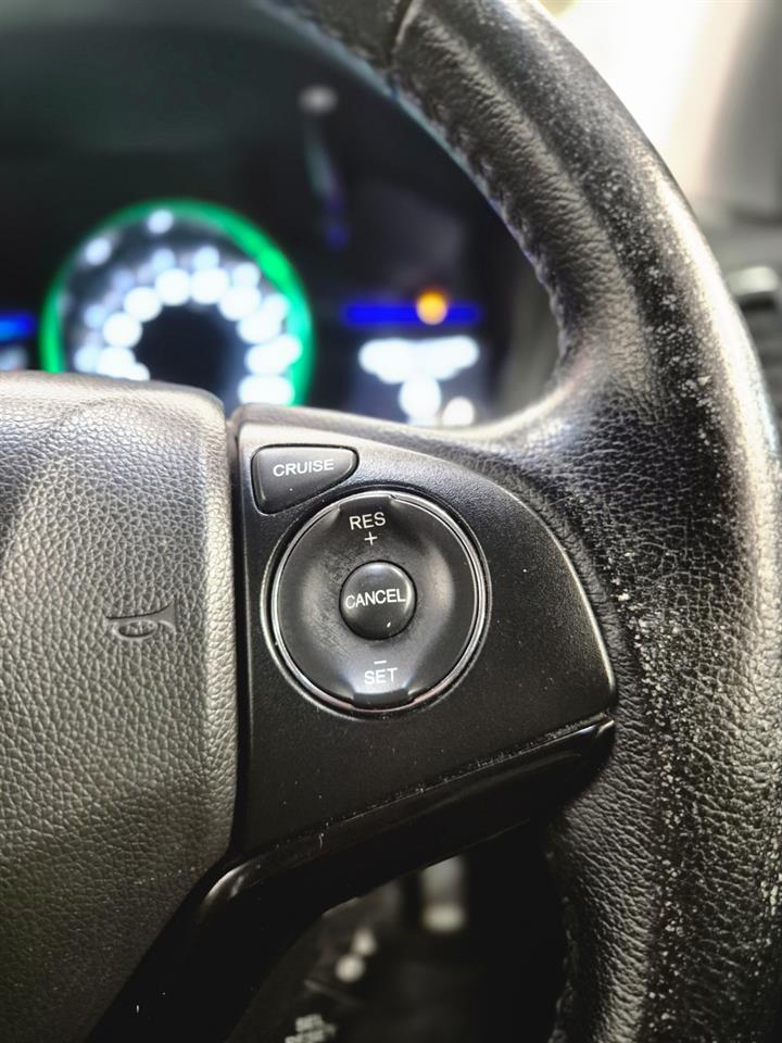 2015 Honda Vezel thumbnail