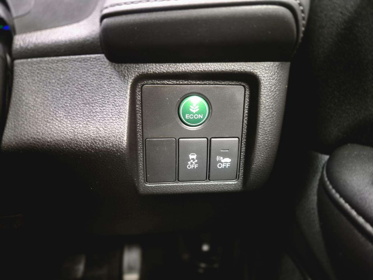 2015 Honda Vezel thumbnail