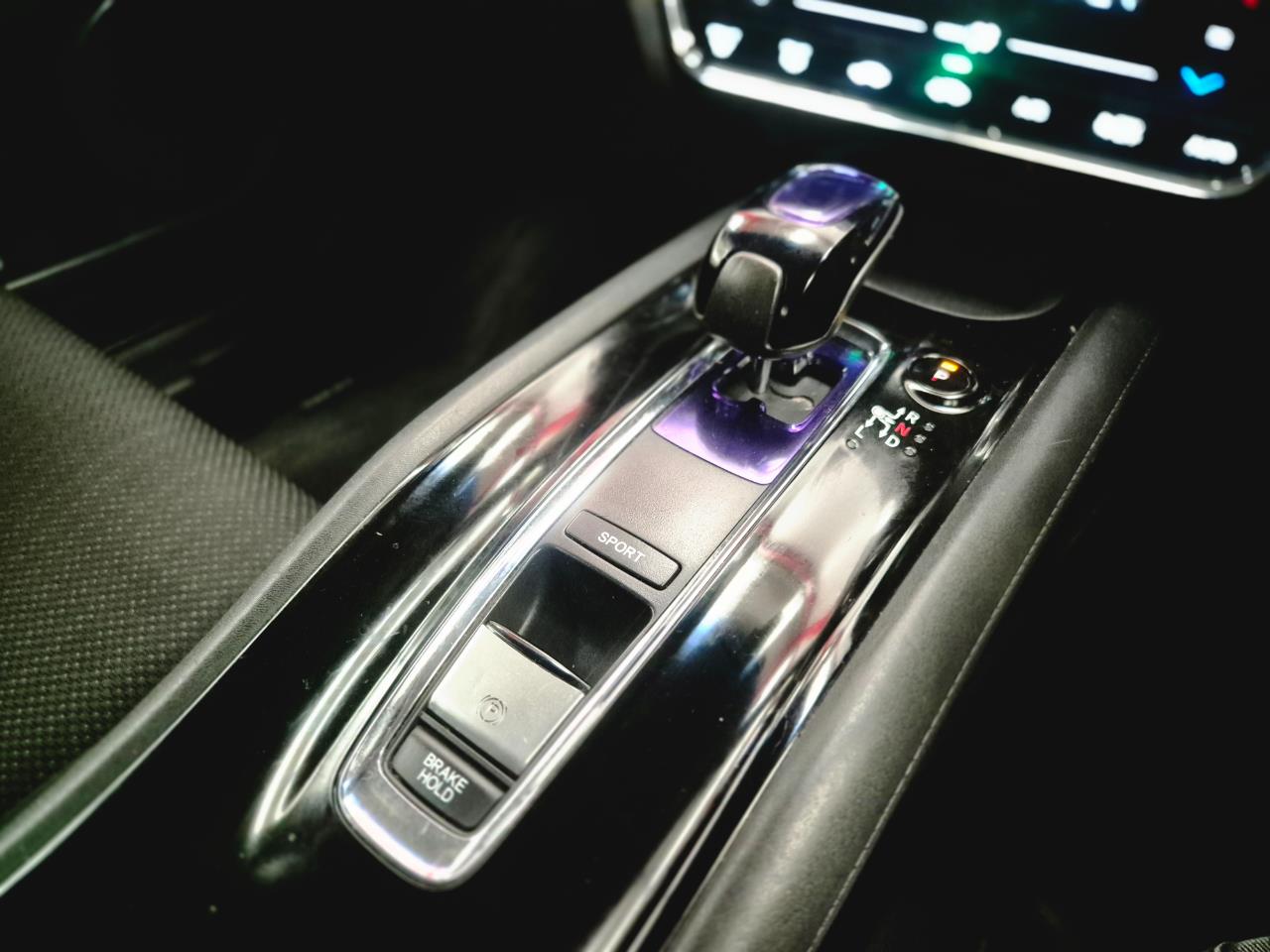 2015 Honda Vezel thumbnail