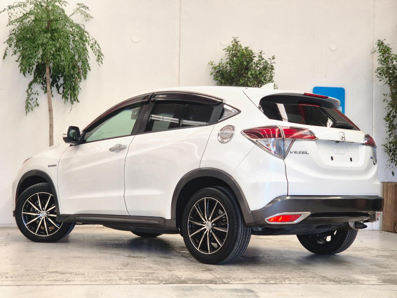2015 Honda Vezel thumbnail