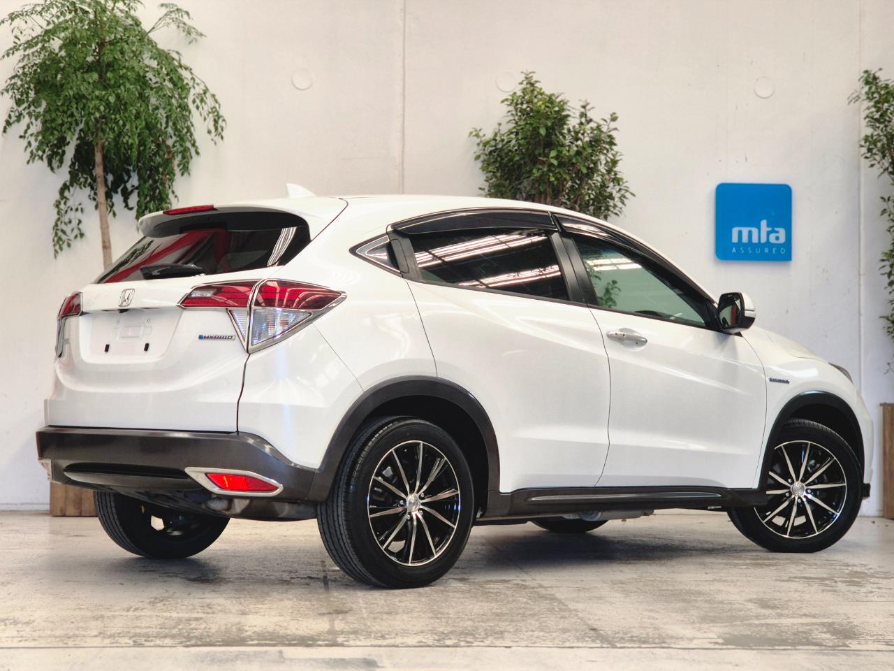 2015 Honda Vezel thumbnail