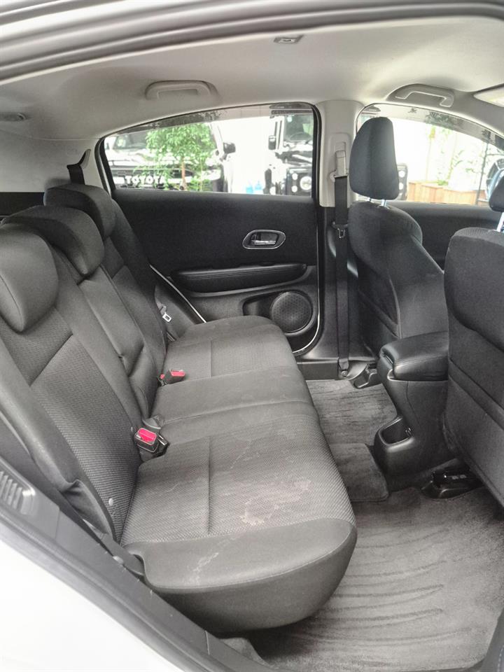 2015 Honda Vezel thumbnail
