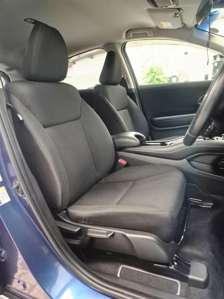 2015 Honda Vezel thumbnail