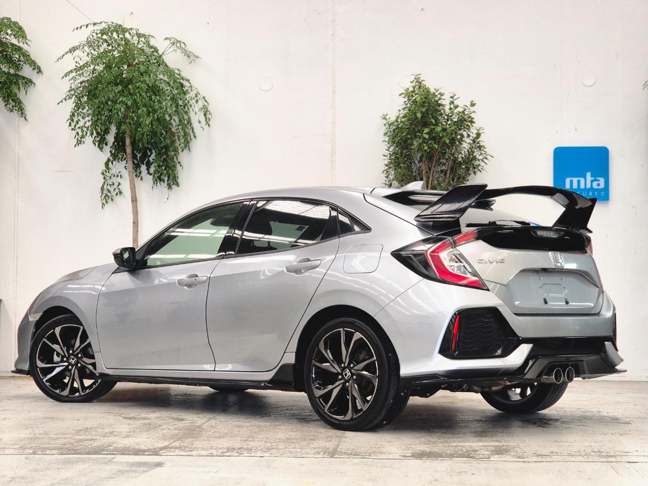 2019 Honda Civic thumbnail