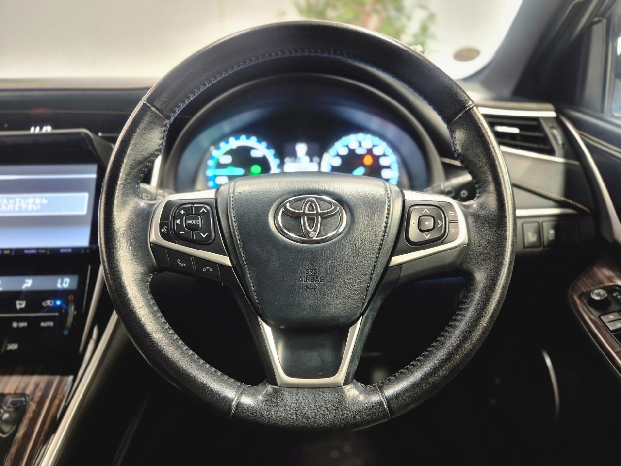 2014 Toyota HARRIER thumbnail