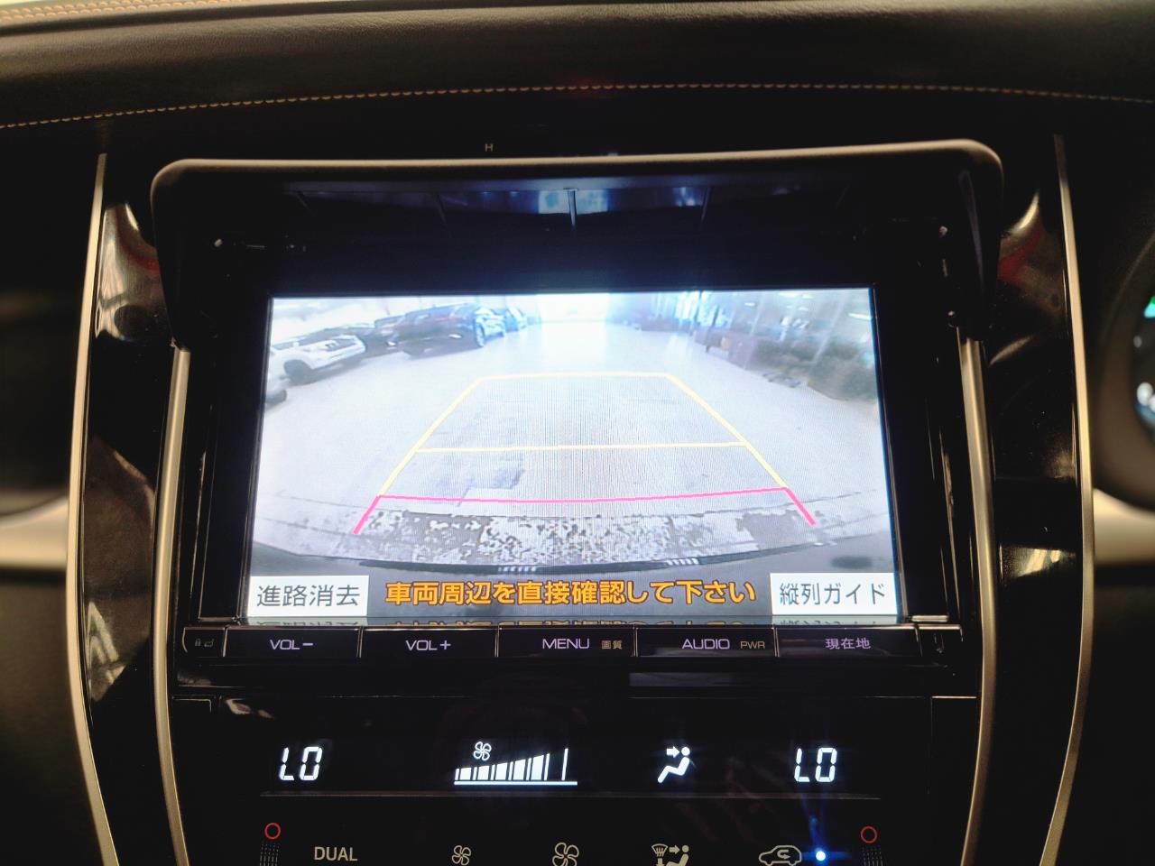 2014 Toyota HARRIER thumbnail