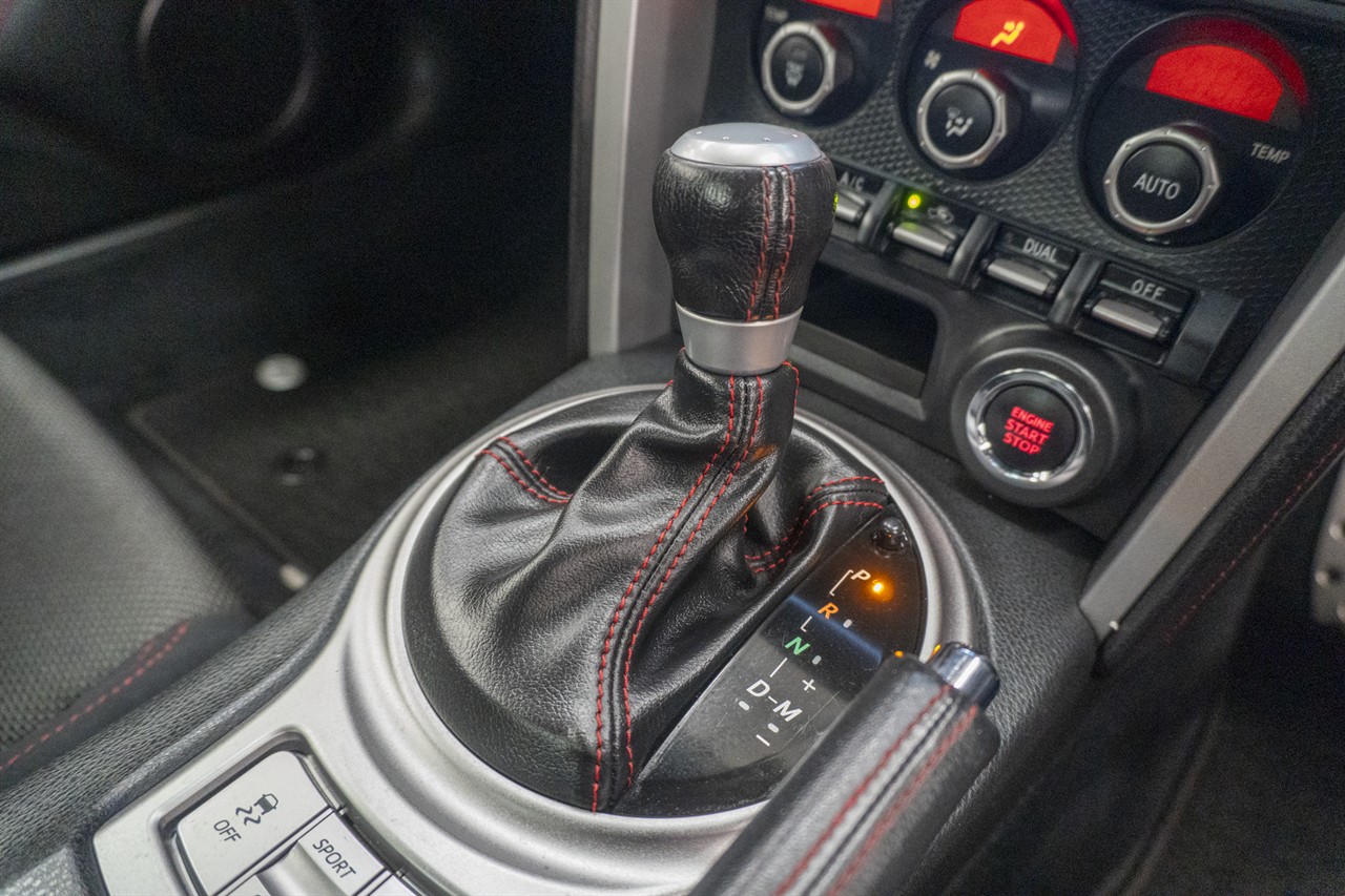 2012 Toyota 86 thumbnail