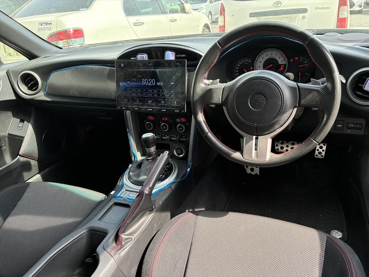 2012 Toyota 86 thumbnail