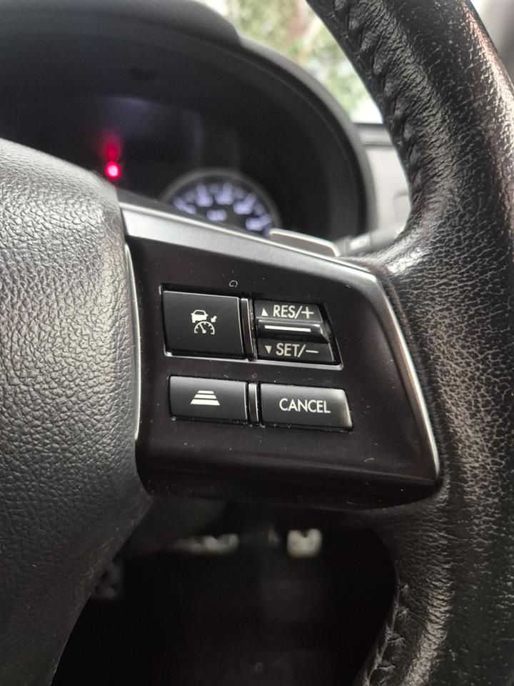 2013 Subaru XV thumbnail