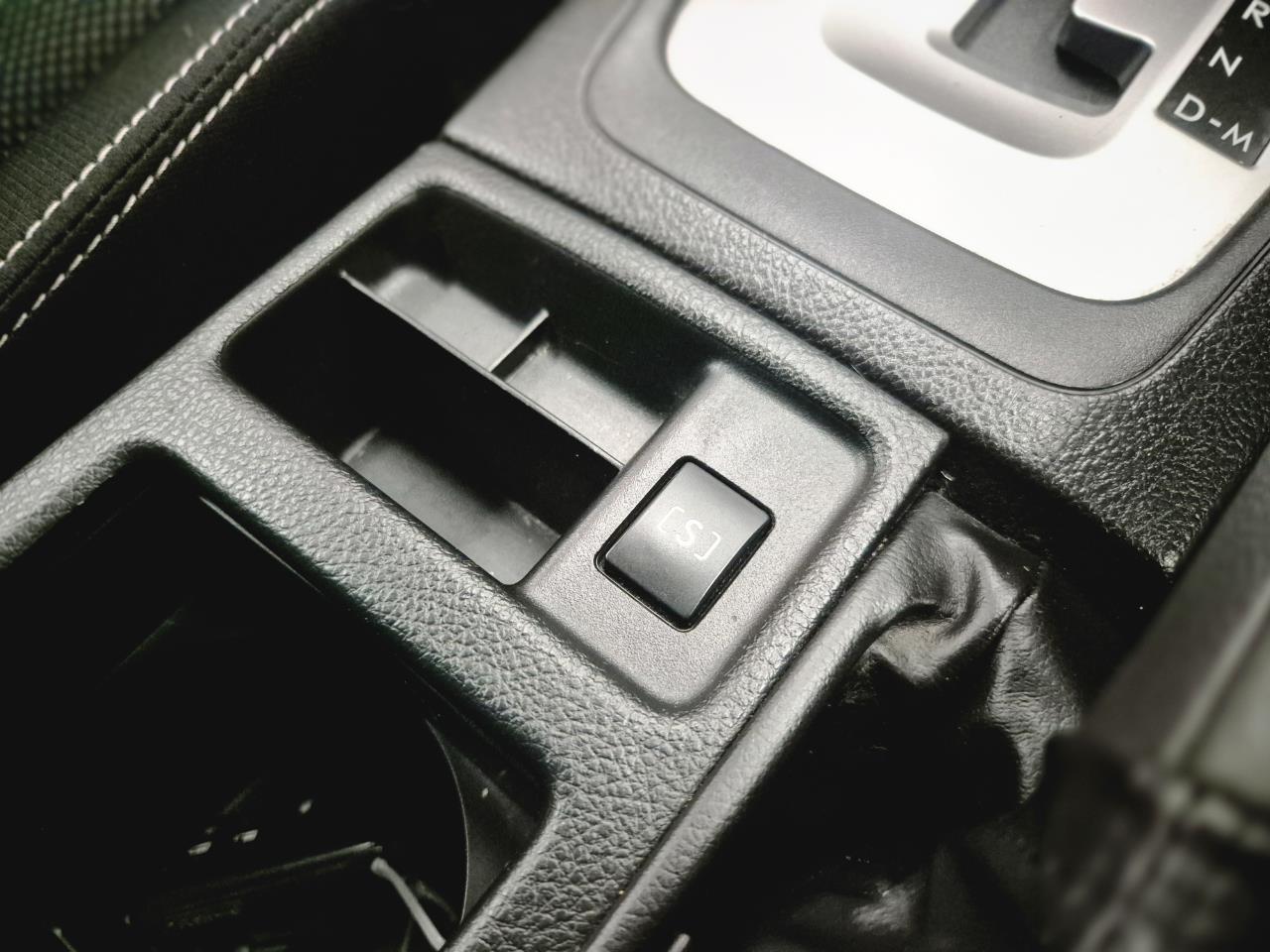 2013 Subaru XV thumbnail
