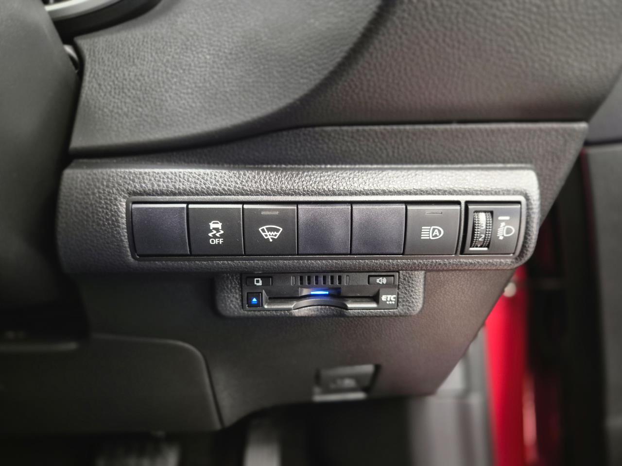 2021 Toyota COROLLA thumbnail