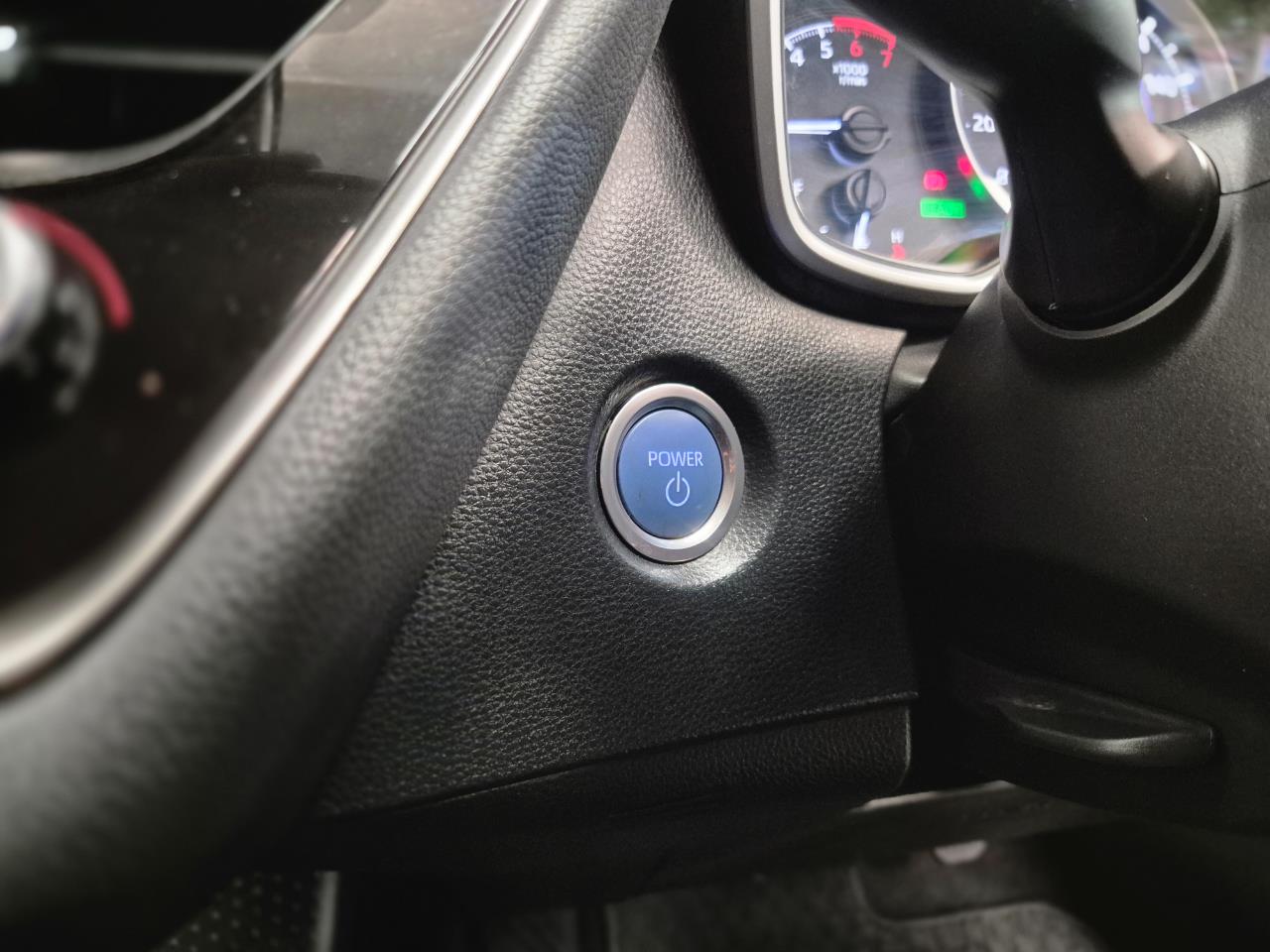 2021 Toyota COROLLA thumbnail