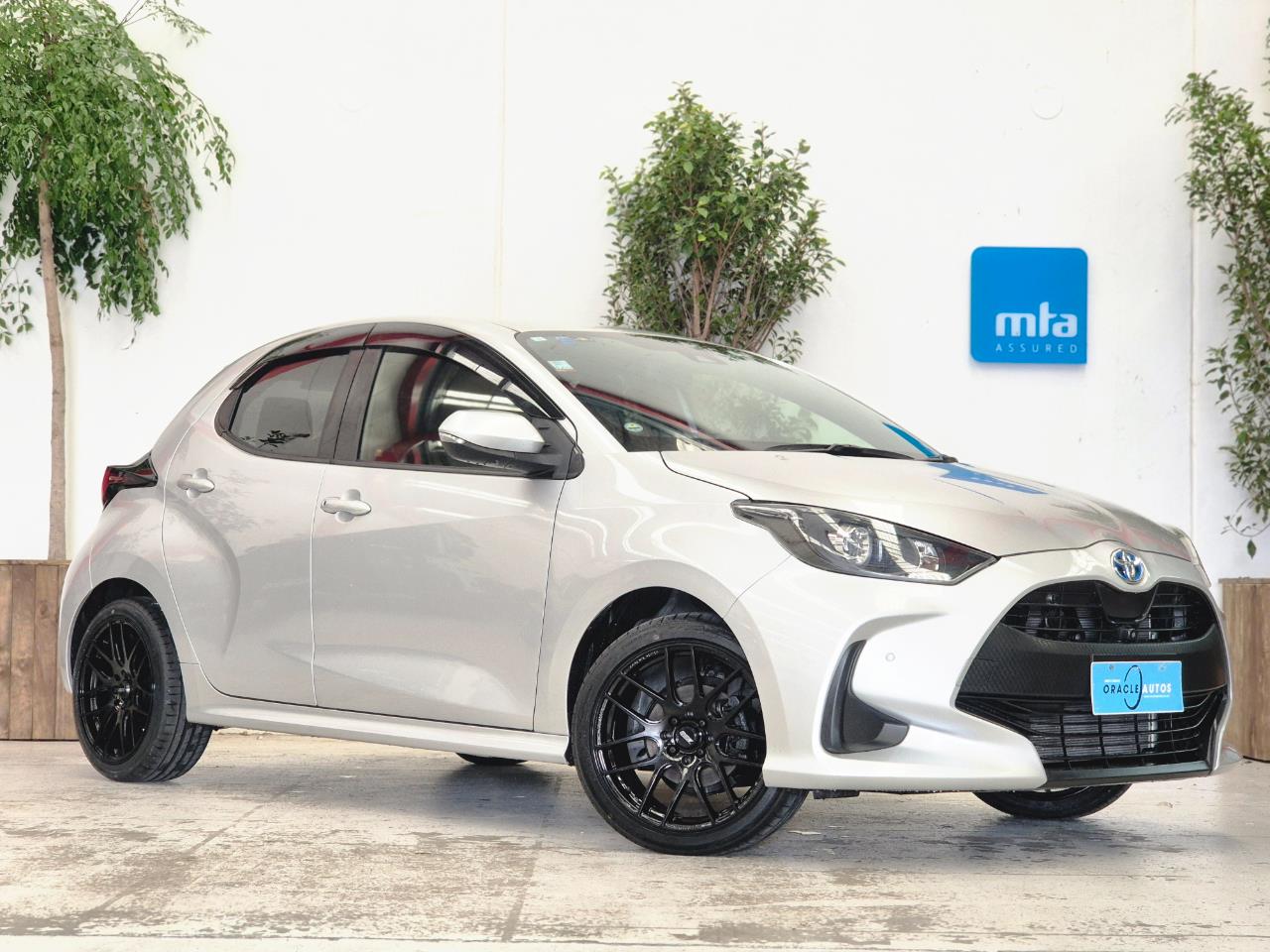 2021 Toyota Yaris thumbnail