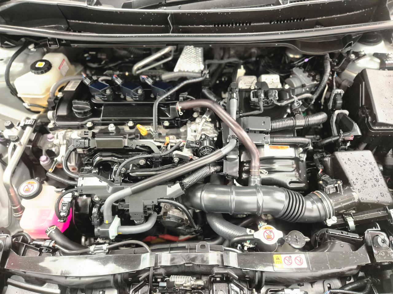 2021 Toyota Yaris thumbnail