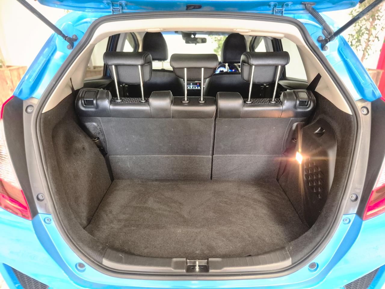 2015 Honda FIT thumbnail