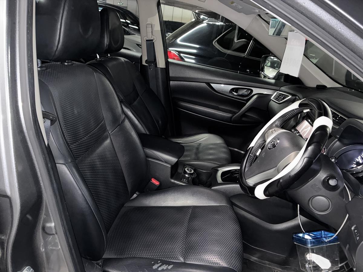 2015 Nissan XTRAIL thumbnail