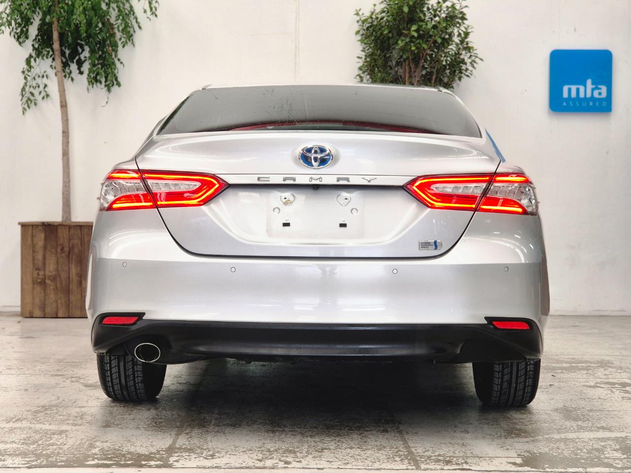 2019 Toyota Camry thumbnail