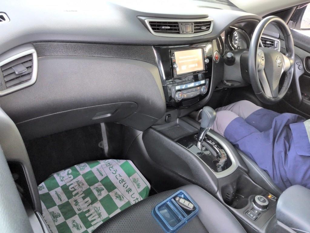 2016 Nissan X-Trail thumbnail