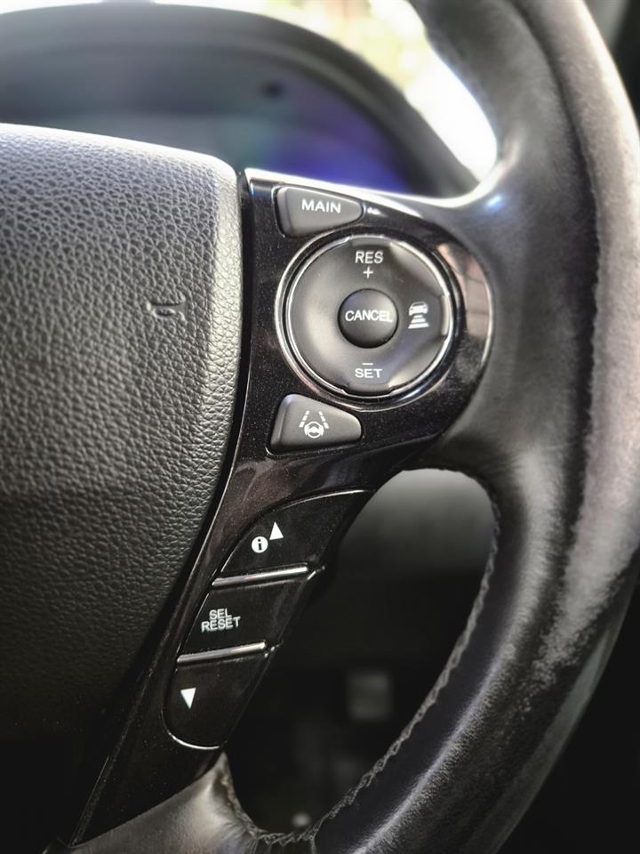 2013 Honda Accord thumbnail
